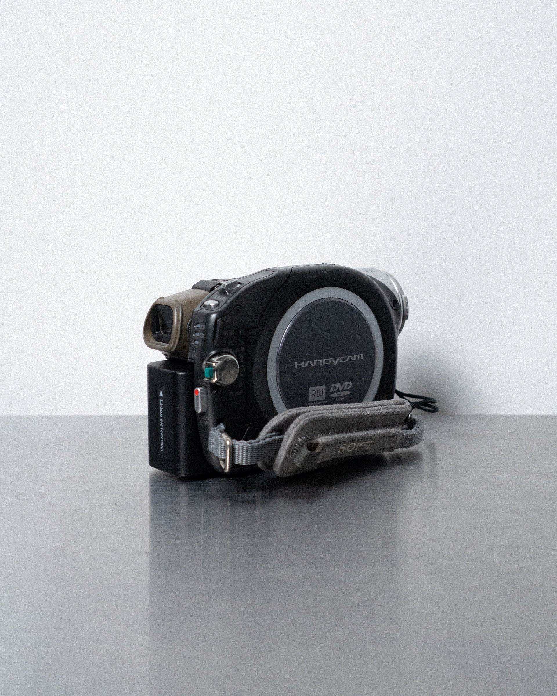 Sony DCR-DVD92E Full Kit