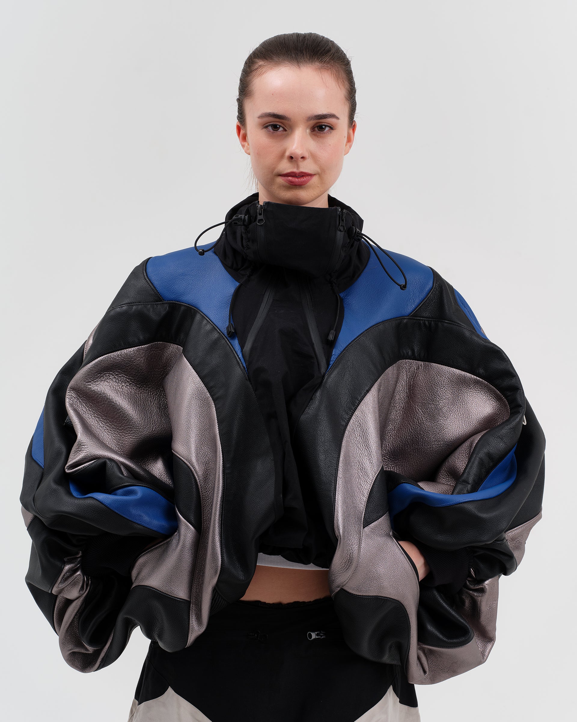 OMEGA LEATHER BOMBER