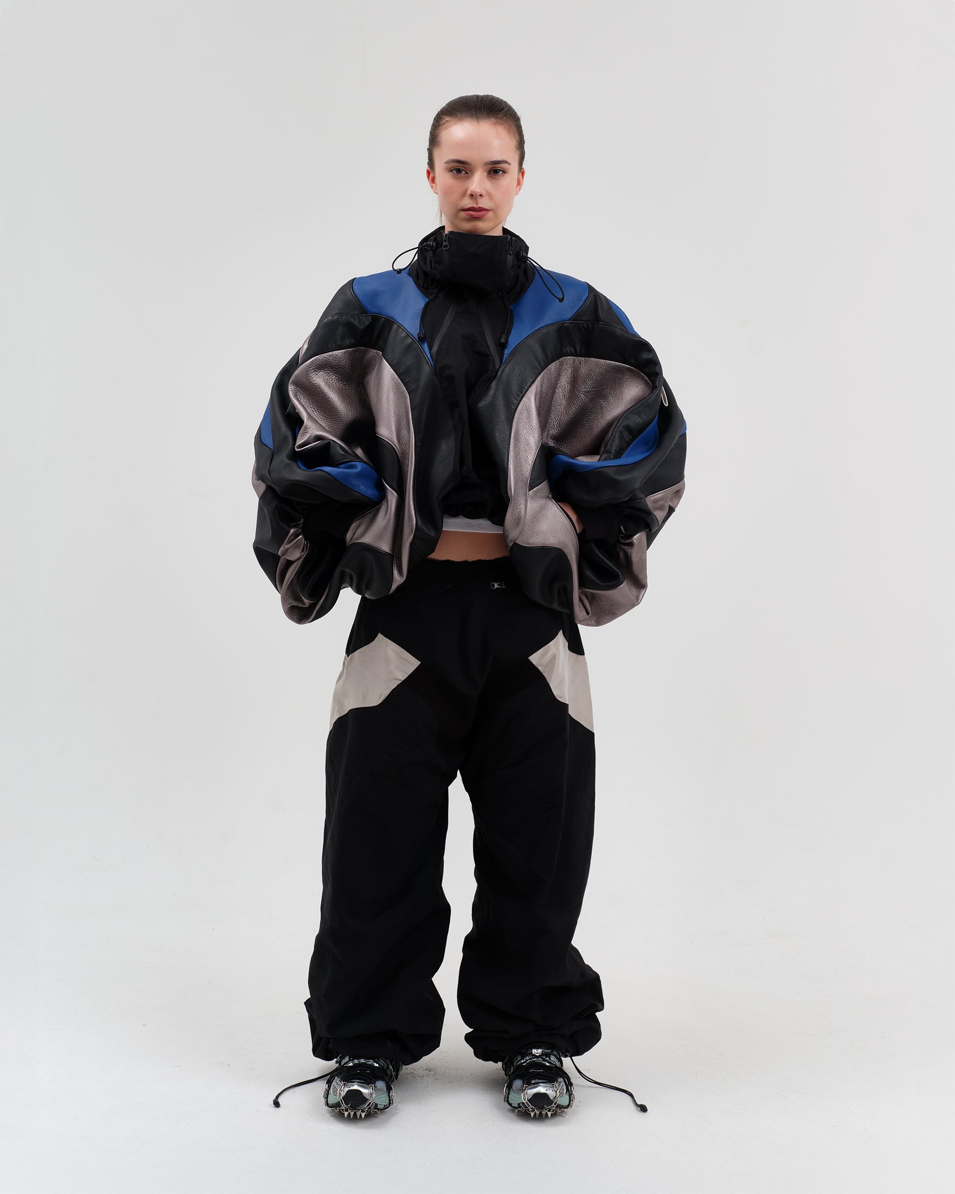OMEGA LEATHER BOMBER