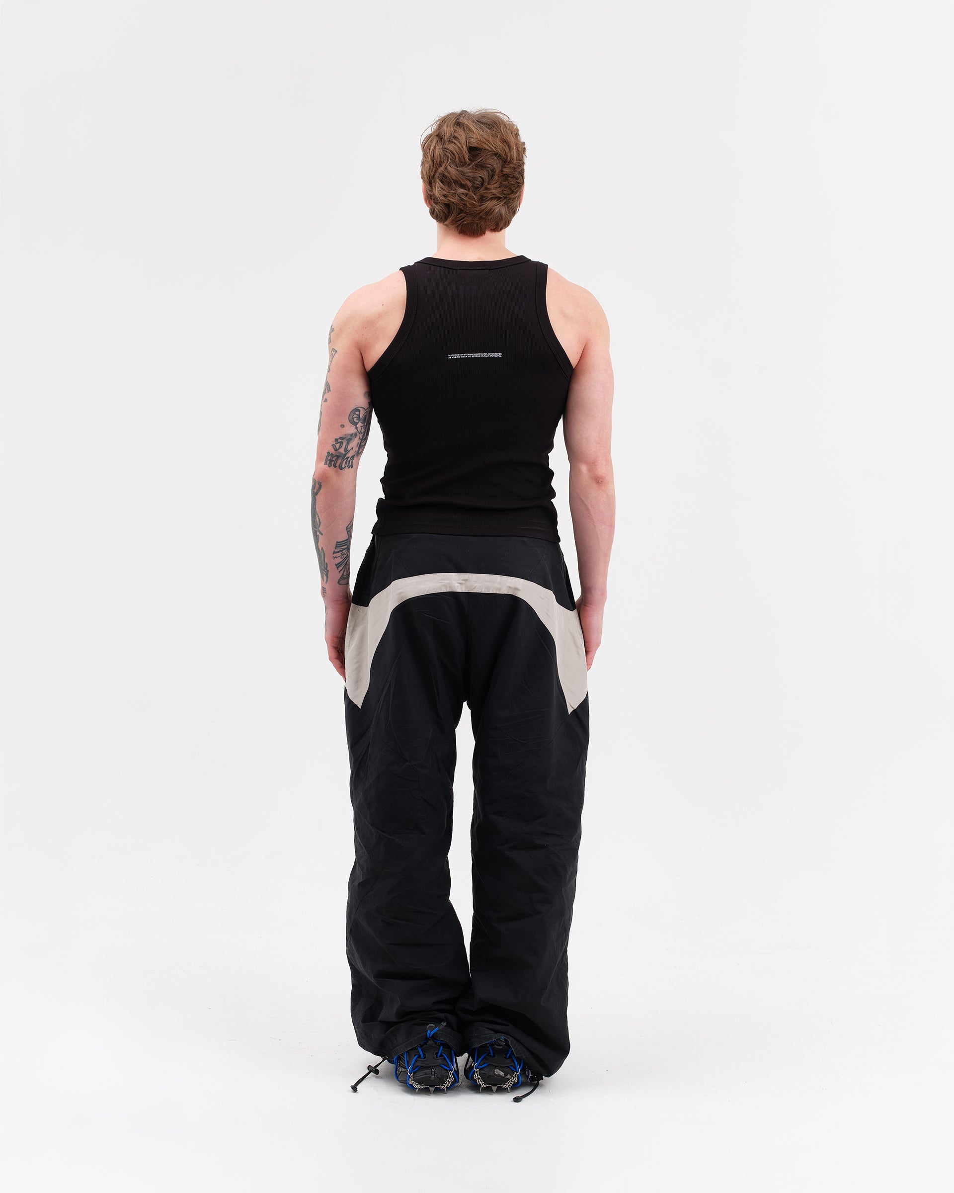 BLACK CPU VEST