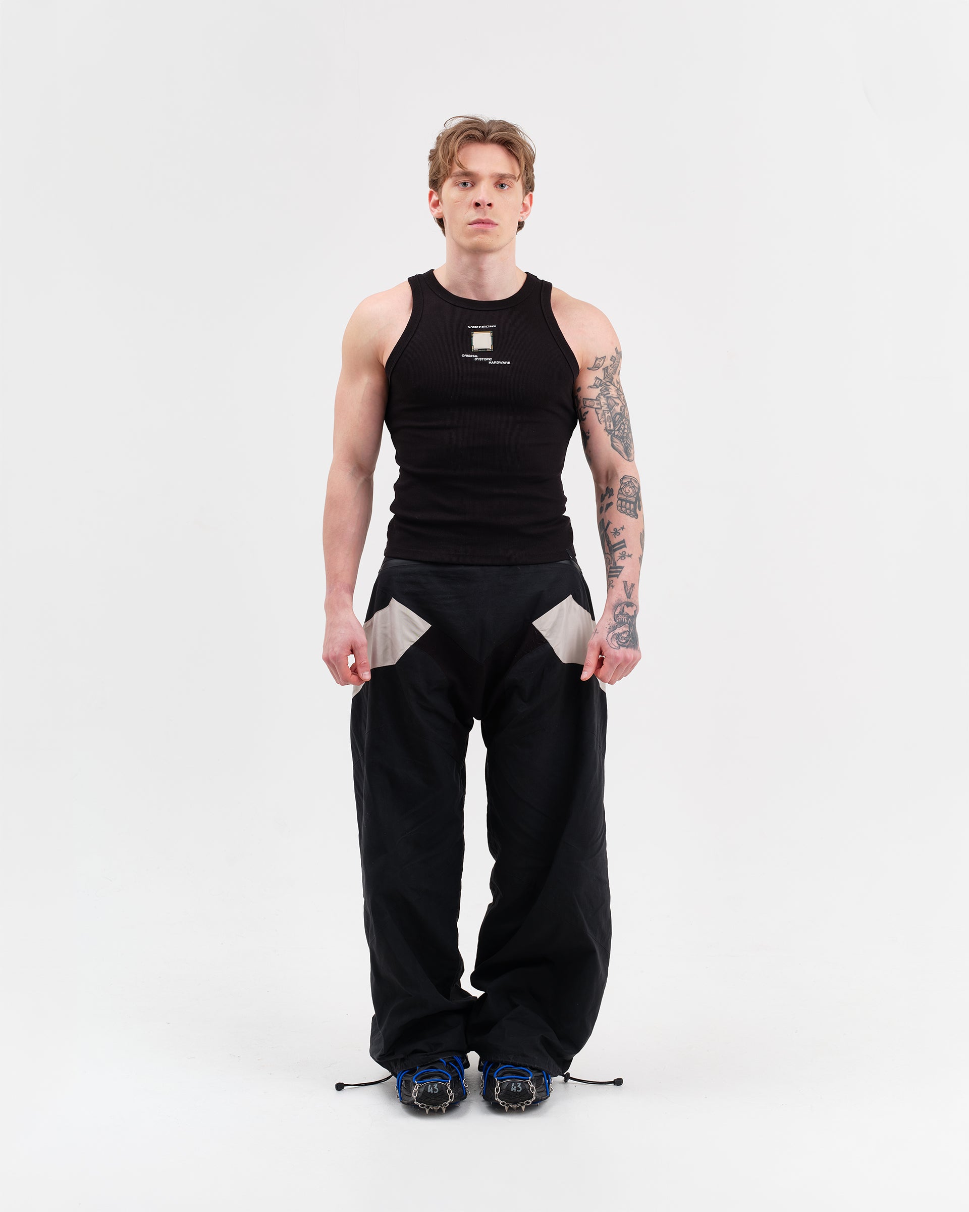 BLACK CPU VEST