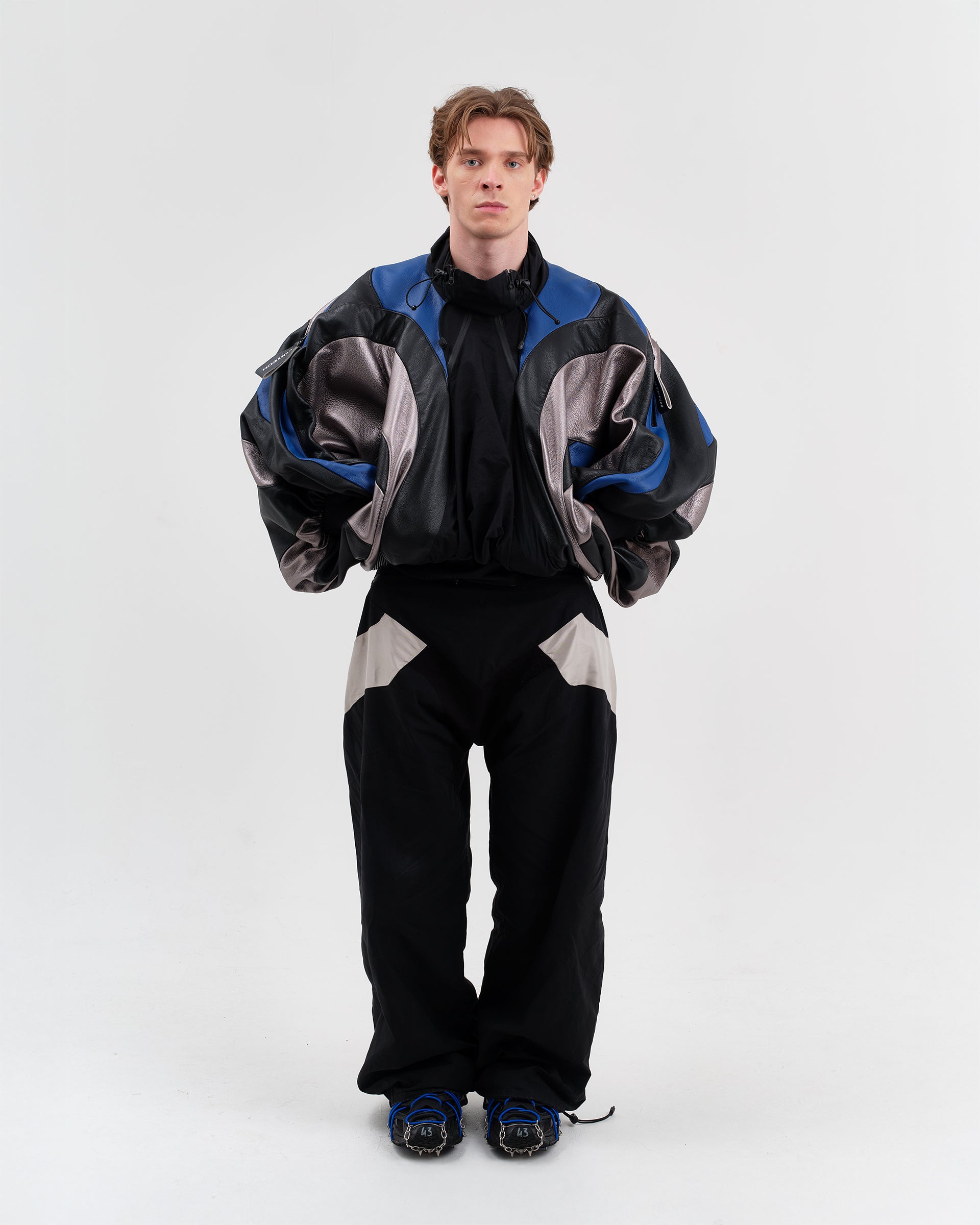 OMEGA LEATHER BOMBER